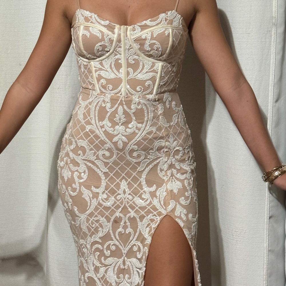 Windsor Cream Lace Corset Bodycon Dress with High Slit